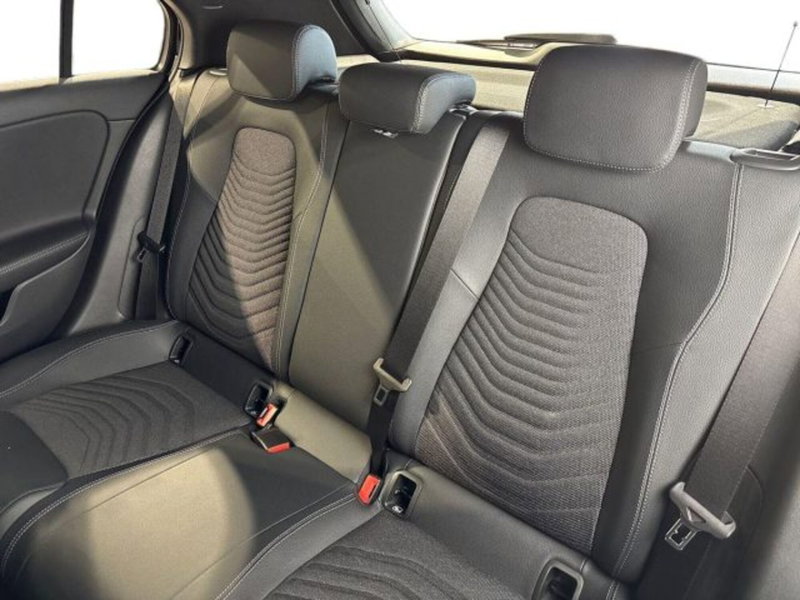 Mercedes-Benz Classe A nuova a Bologna (9)
