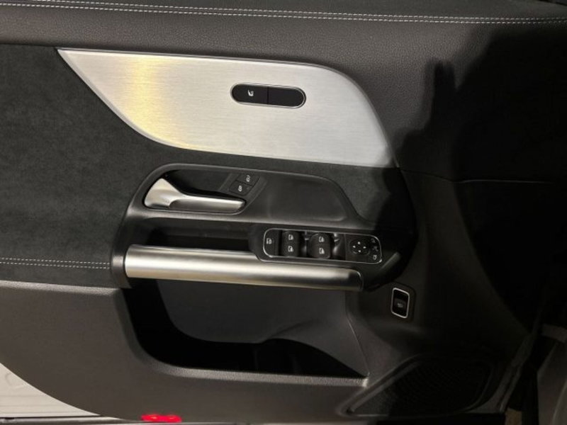 Mercedes-Benz GLA SUV nuova a Bologna (10)