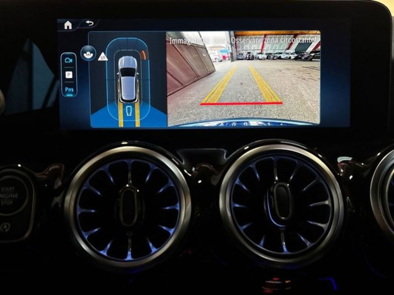 Mercedes-Benz GLA SUV nuova a Bologna (12)