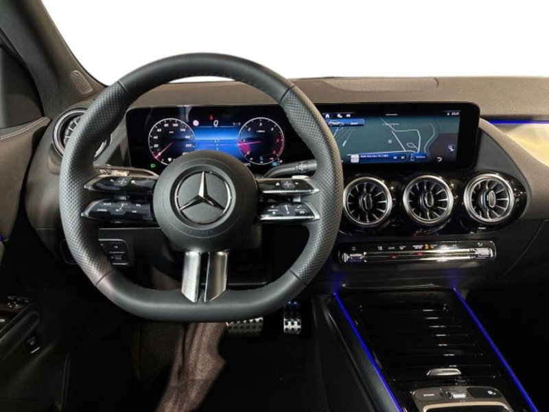 Mercedes-Benz GLA SUV nuova a Bologna (14)