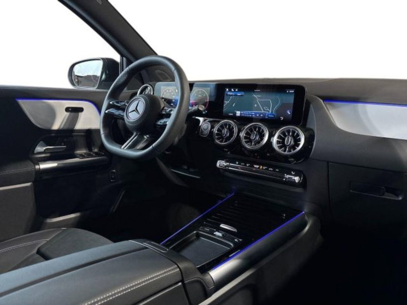 Mercedes-Benz GLA SUV nuova a Bologna (15)