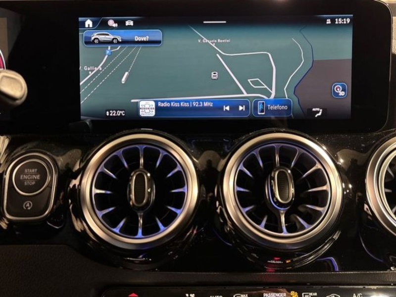 Mercedes-Benz GLA SUV nuova a Bologna (17)