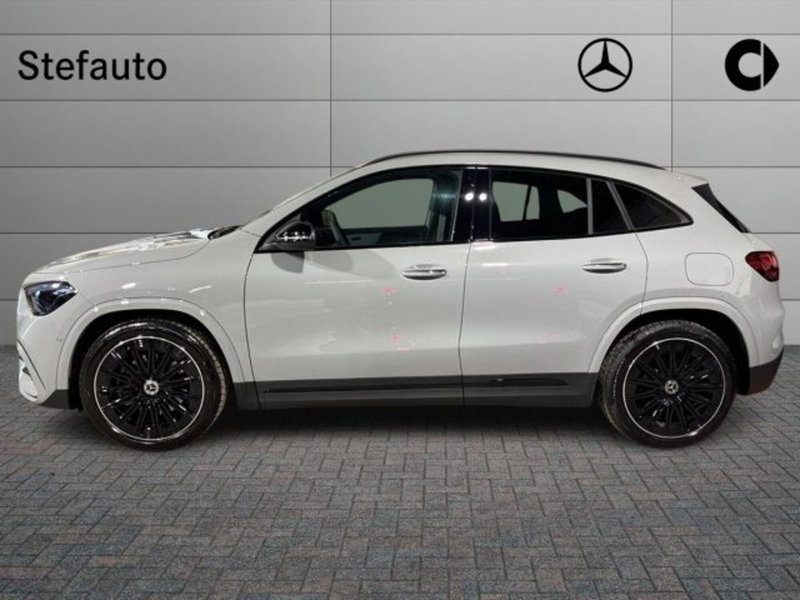 Mercedes-Benz GLA SUV nuova a Bologna (3)
