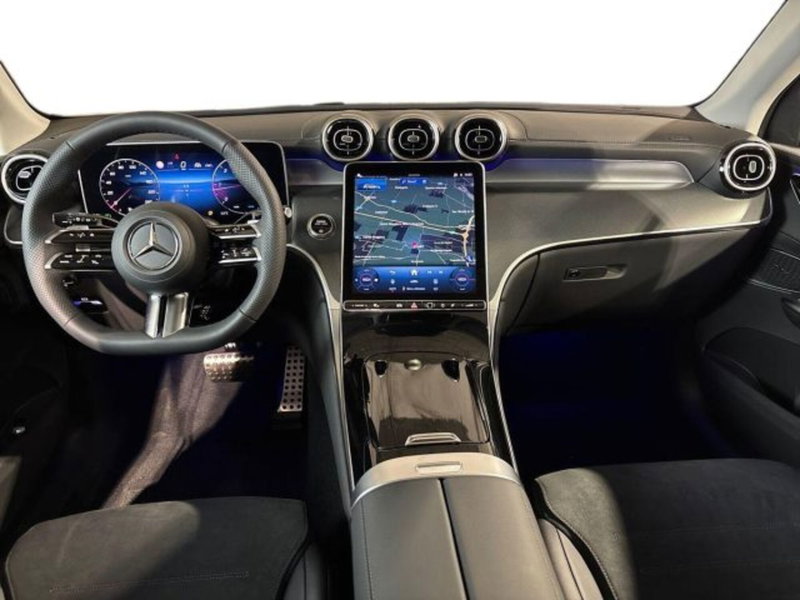 Mercedes-Benz GLC nuova a Bologna (13)
