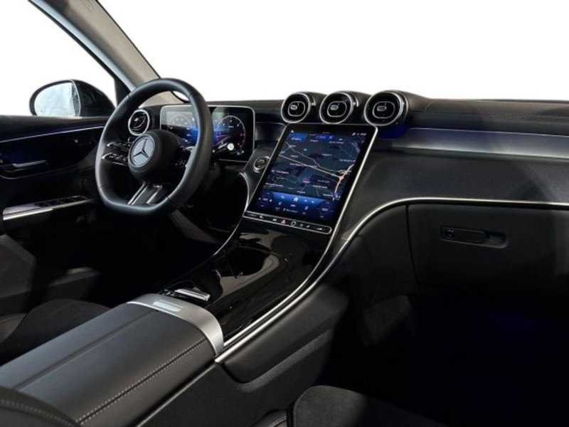 Mercedes-Benz GLC nuova a Bologna (15)