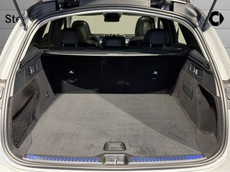 Mercedes-Benz GLC nuova a Bologna (7)