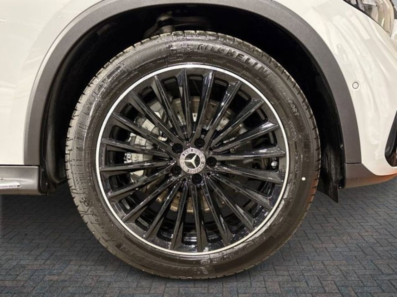 Mercedes-Benz GLC nuova a Bologna (8)