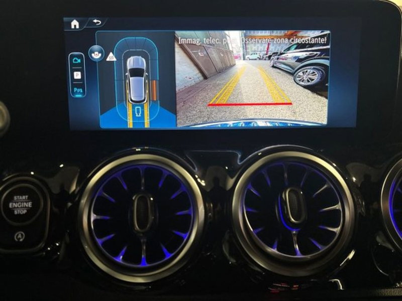 Mercedes-Benz GLA SUV nuova a Bologna (12)