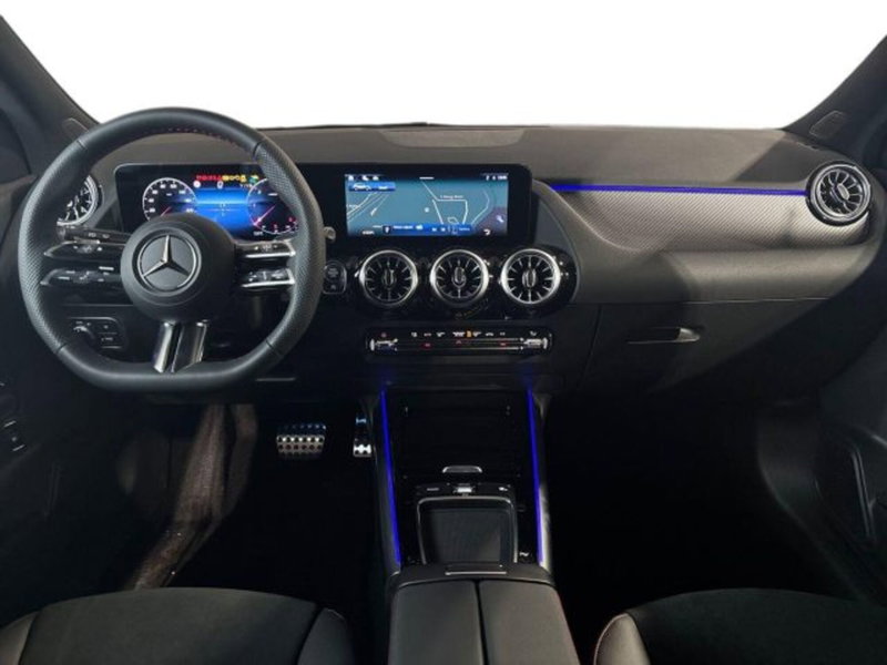 Mercedes-Benz GLA SUV nuova a Bologna (13)
