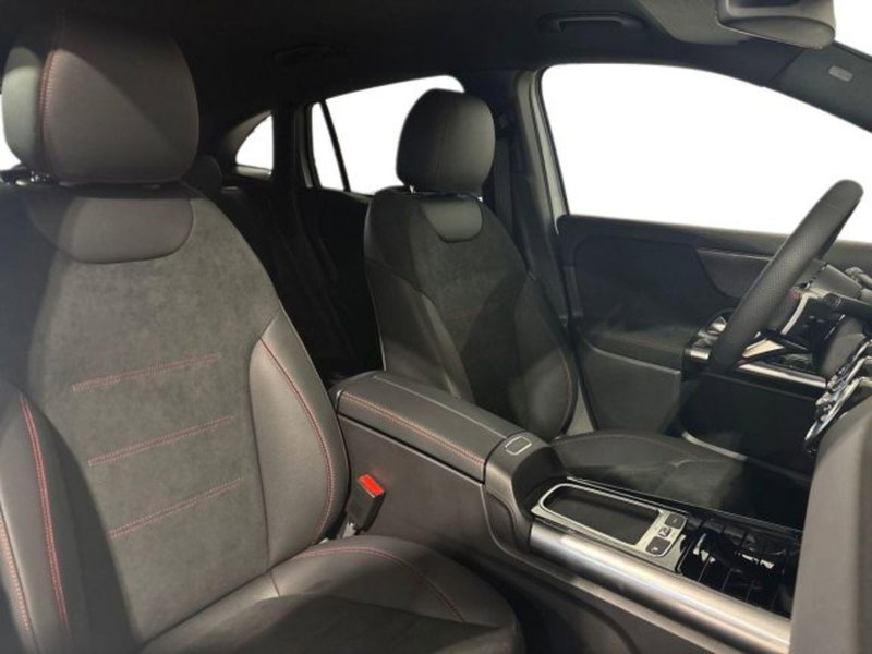 Mercedes-Benz GLA SUV nuova a Bologna (16)
