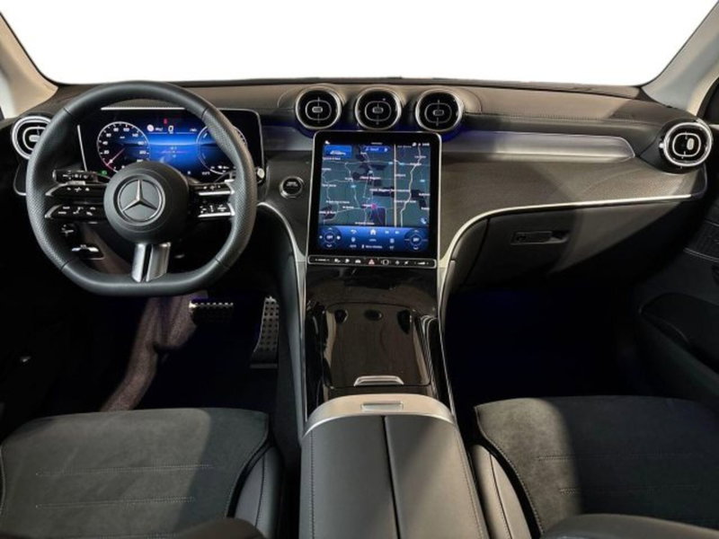 Mercedes-Benz GLC nuova a Bologna (13)