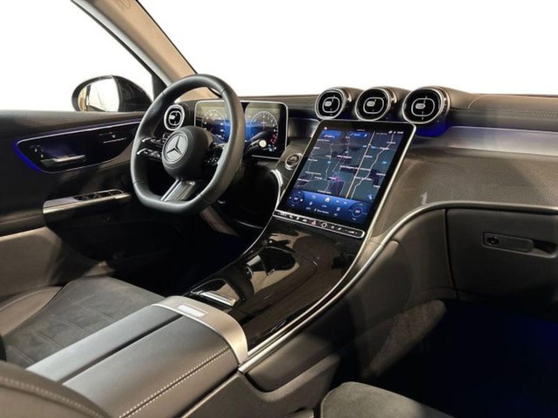 Mercedes-Benz GLC nuova a Bologna (15)