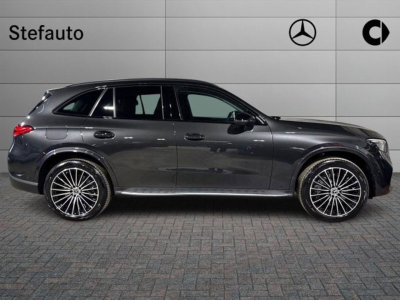 Mercedes-Benz GLC nuova a Bologna (2)