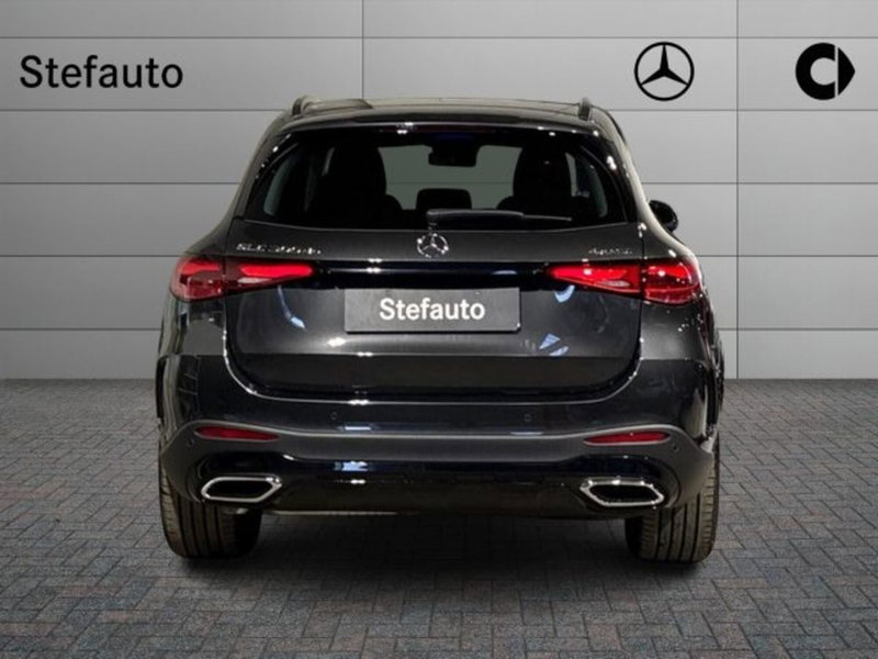 Mercedes-Benz GLC nuova a Bologna (6)