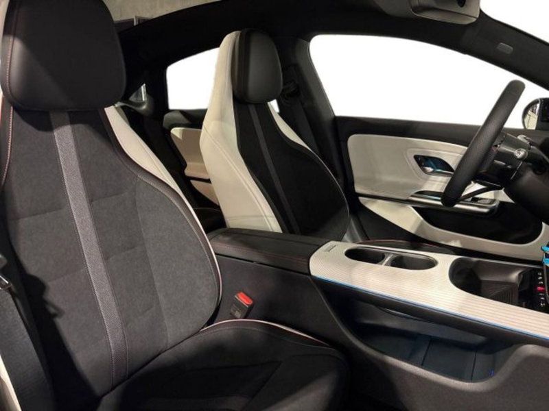 Mercedes-Benz CLA nuova a Bologna (16)