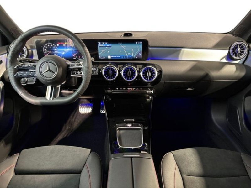 Mercedes-Benz Classe A nuova a Bologna (13)