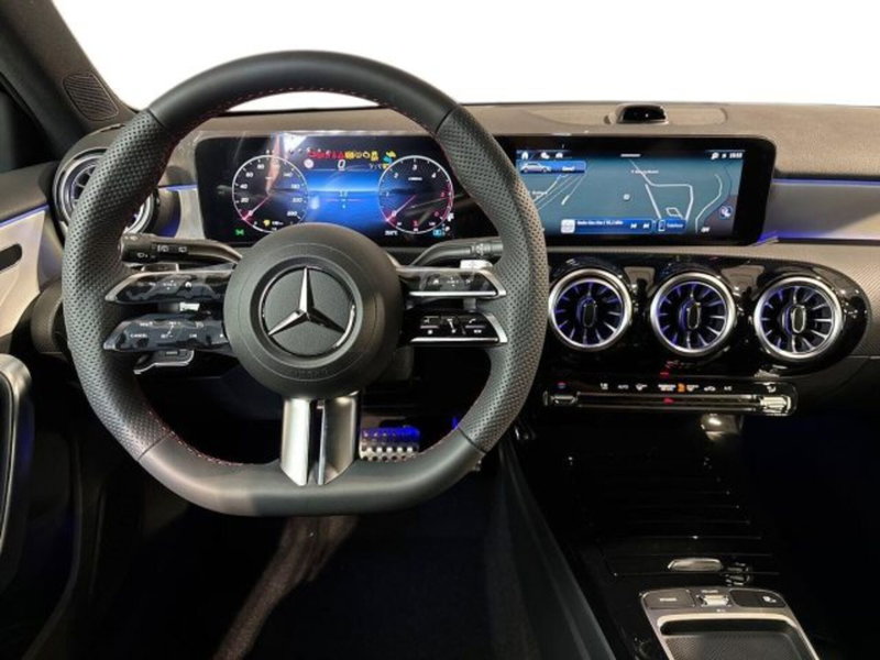 Mercedes-Benz Classe A nuova a Bologna (14)