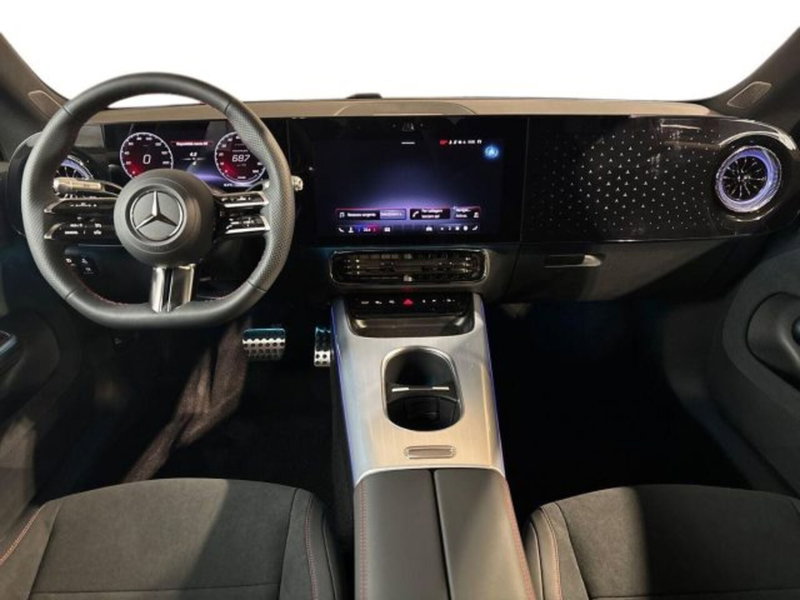 Mercedes-Benz CLA EQ nuova a Bologna (13)