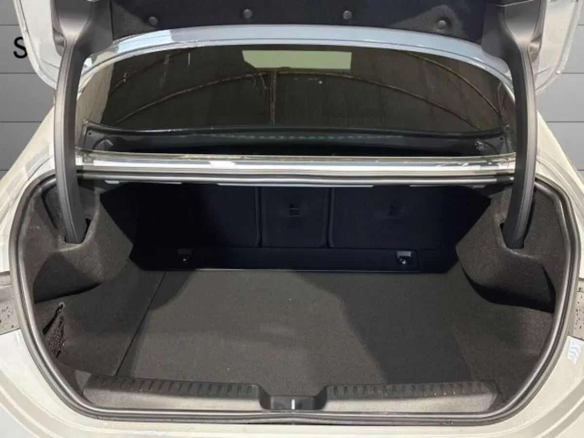 Mercedes-Benz CLA EQ nuova a Bologna (7)