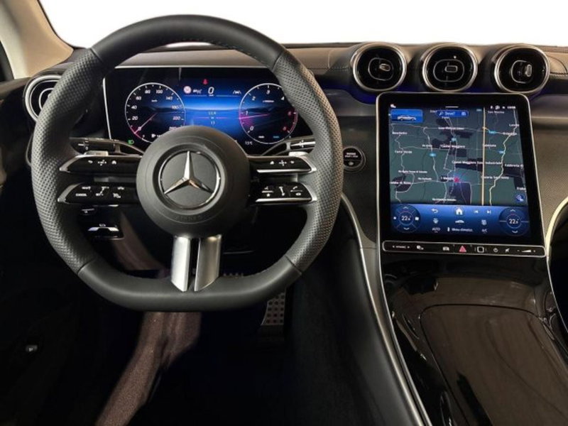 Mercedes-Benz GLC nuova a Bologna (14)