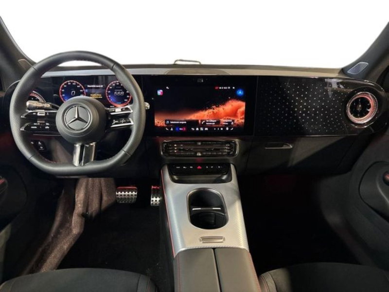 Mercedes-Benz GLB EQ nuova a Bologna (13)