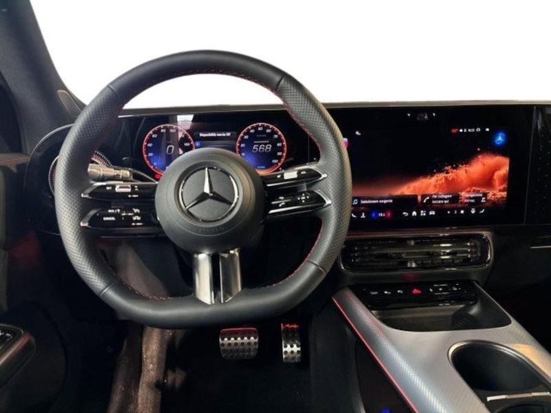 Mercedes-Benz GLB EQ nuova a Bologna (14)