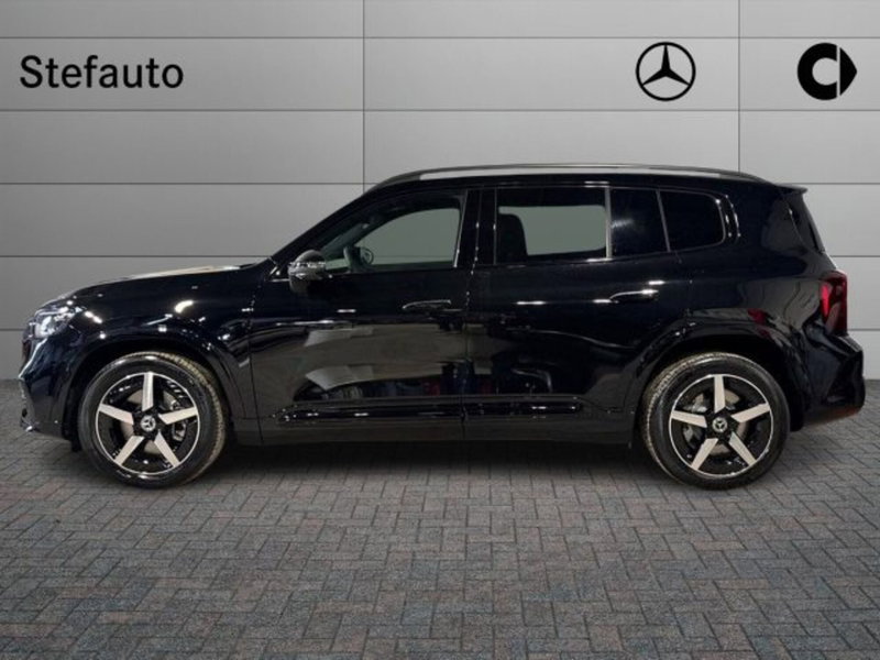 Mercedes-Benz GLB EQ nuova a Bologna (3)