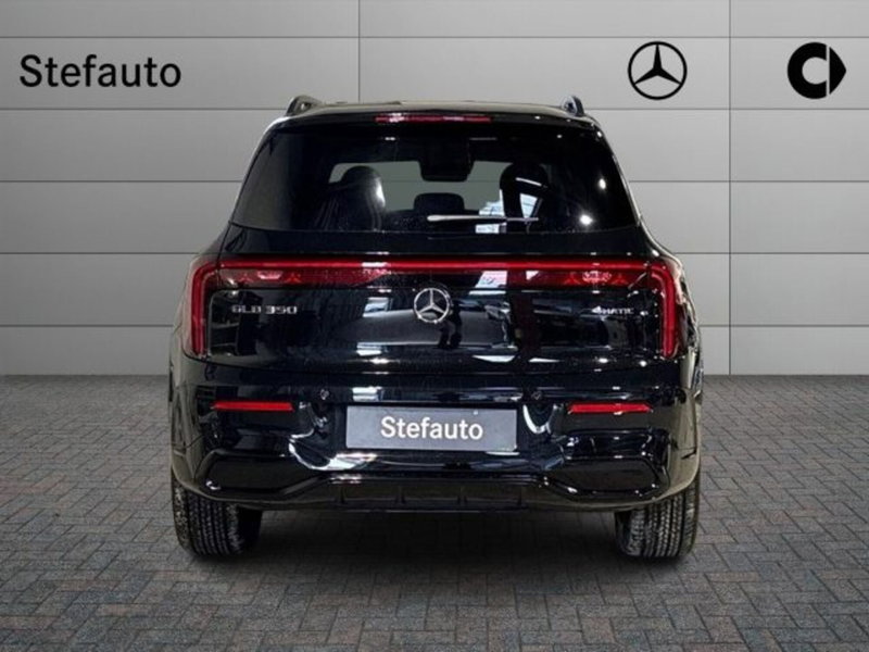 Mercedes-Benz GLB EQ nuova a Bologna (6)