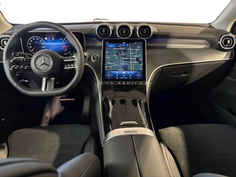 Mercedes-Benz GLC nuova a Bologna (13)