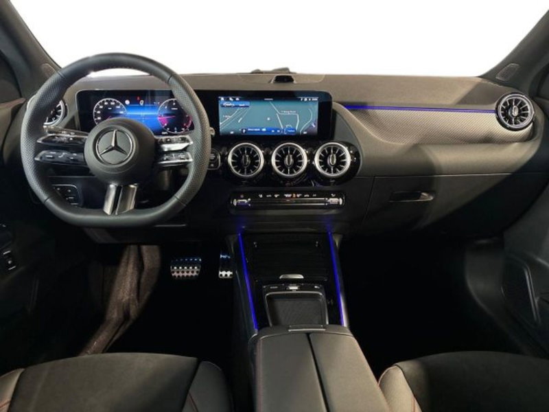 Mercedes-Benz GLA SUV nuova a Bologna (13)