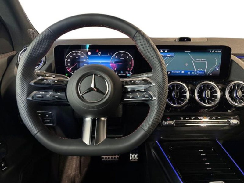 Mercedes-Benz GLA SUV nuova a Bologna (14)