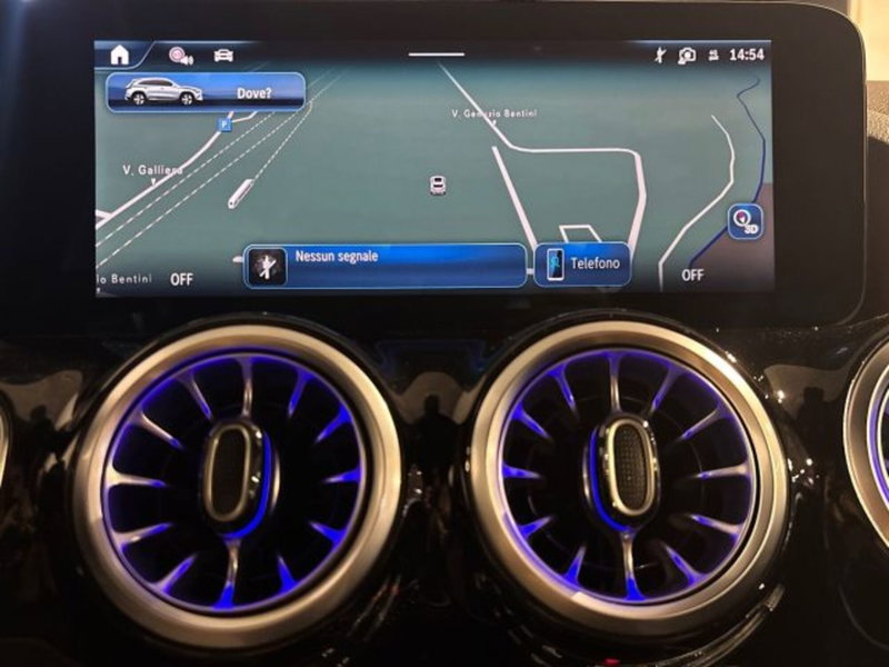 Mercedes-Benz GLA SUV nuova a Bologna (17)