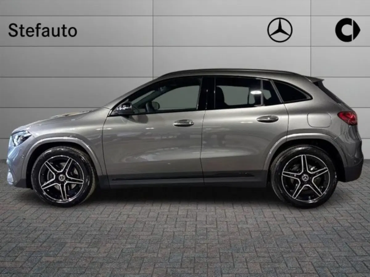 Mercedes-Benz GLA SUV nuova a Bologna (3)
