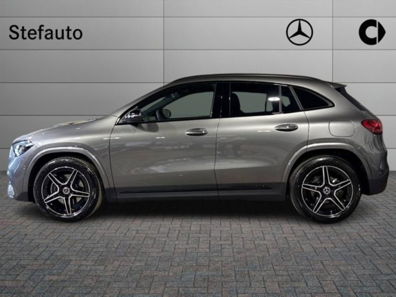 Mercedes-Benz GLA SUV nuova a Bologna (3)