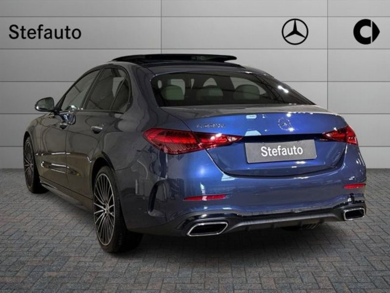 Mercedes-Benz Classe C nuova a Bologna (5)