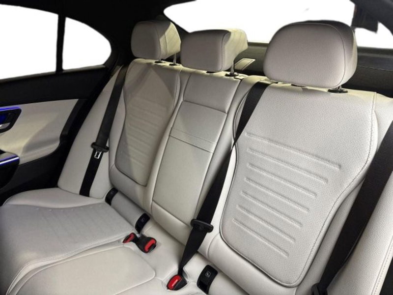 Mercedes-Benz Classe C nuova a Bologna (9)