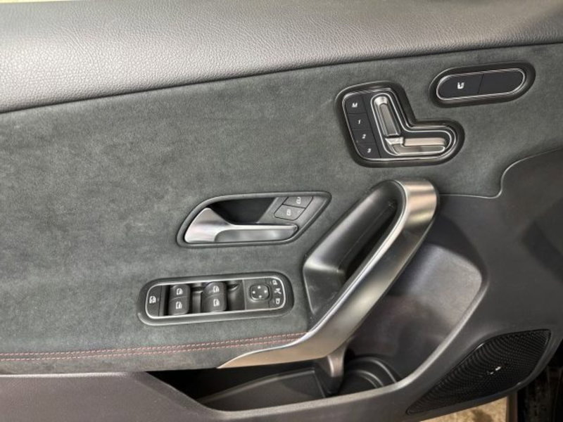 Mercedes-Benz Classe A Sedan nuova a Bologna (10)