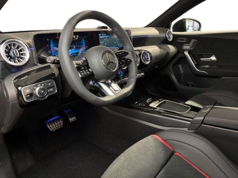 Mercedes-Benz Classe A Sedan nuova a Bologna (11)