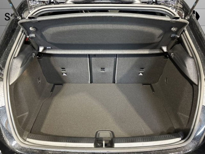 Mercedes-Benz Classe A Sedan nuova a Bologna (7)