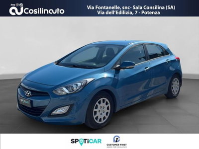 Hyundai i30 1.6 CRDi 110CV 5 porte Comfort del 2012 usata a Sala Consilina