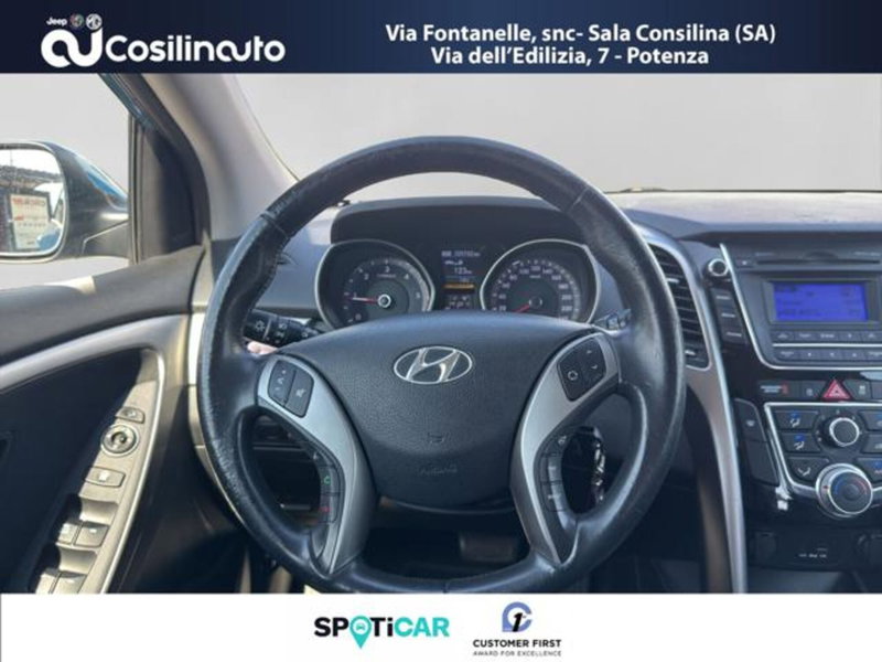 Hyundai i30 usata a Salerno (12)