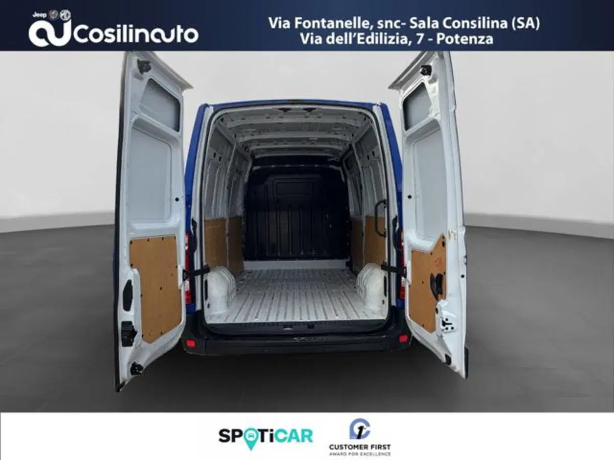 Nissan Interstar Furgone usata a Salerno (17)
