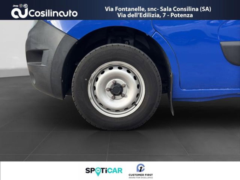 Nissan Interstar Furgone usata a Salerno (19)