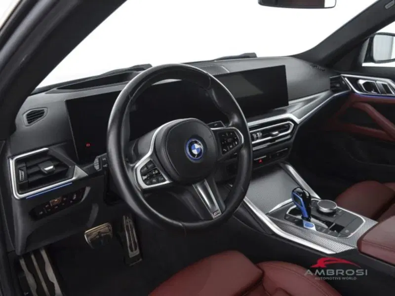 BMW i4 usata a Perugia (8)