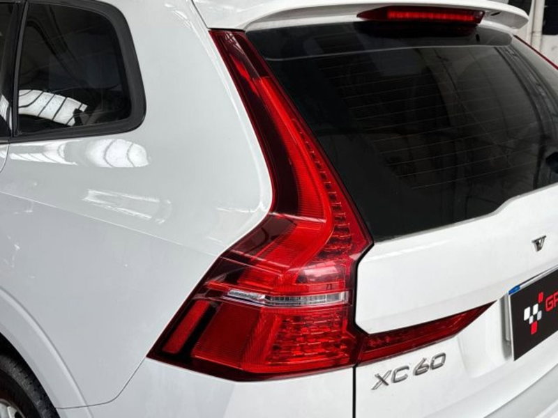 Volvo XC60 usata a Bologna (8)