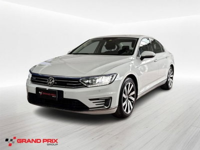 Volkswagen Passat 1.4 GTE DSG Plug-In-Hybrid del 2017 usata a Castenaso