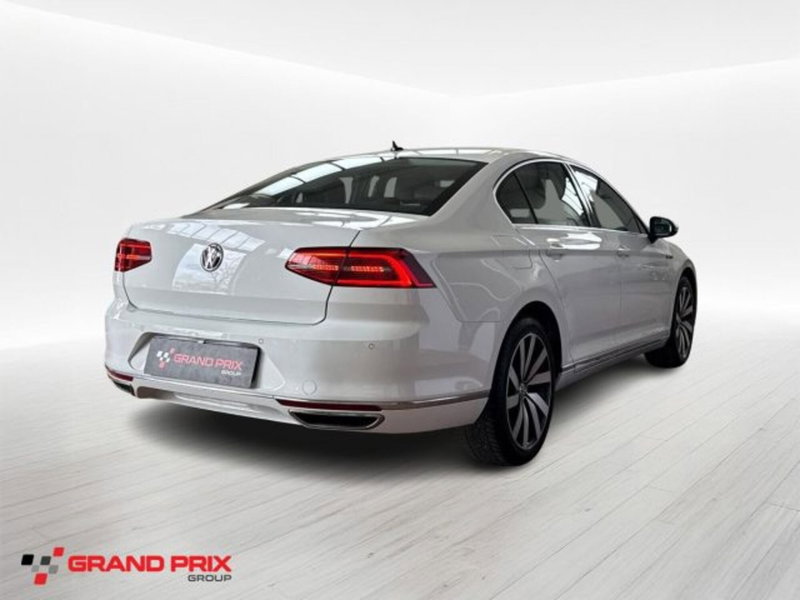 Volkswagen Passat usata a Bologna (2)