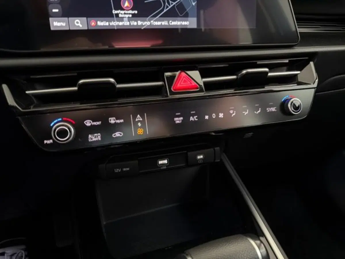 Kia Niro usata a Bologna (16)