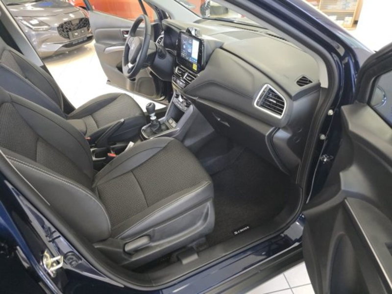 Suzuki S-Cross nuova a Reggio Emilia (12)
