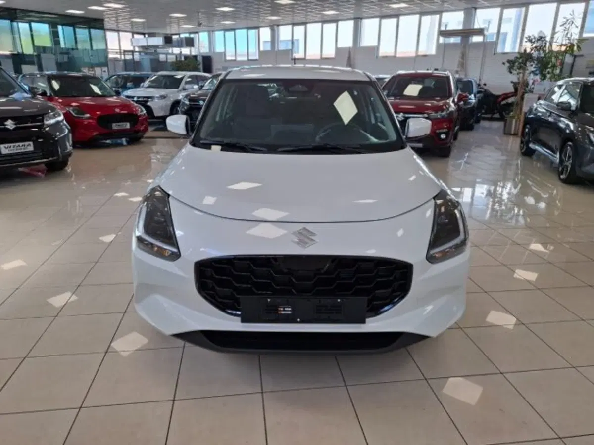 Suzuki Swift nuova a Reggio Emilia (8)